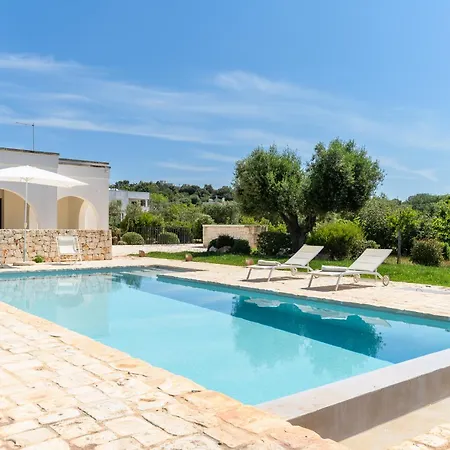 Charme Ostunese Con Piscina By Wonderful Italy Holiday home